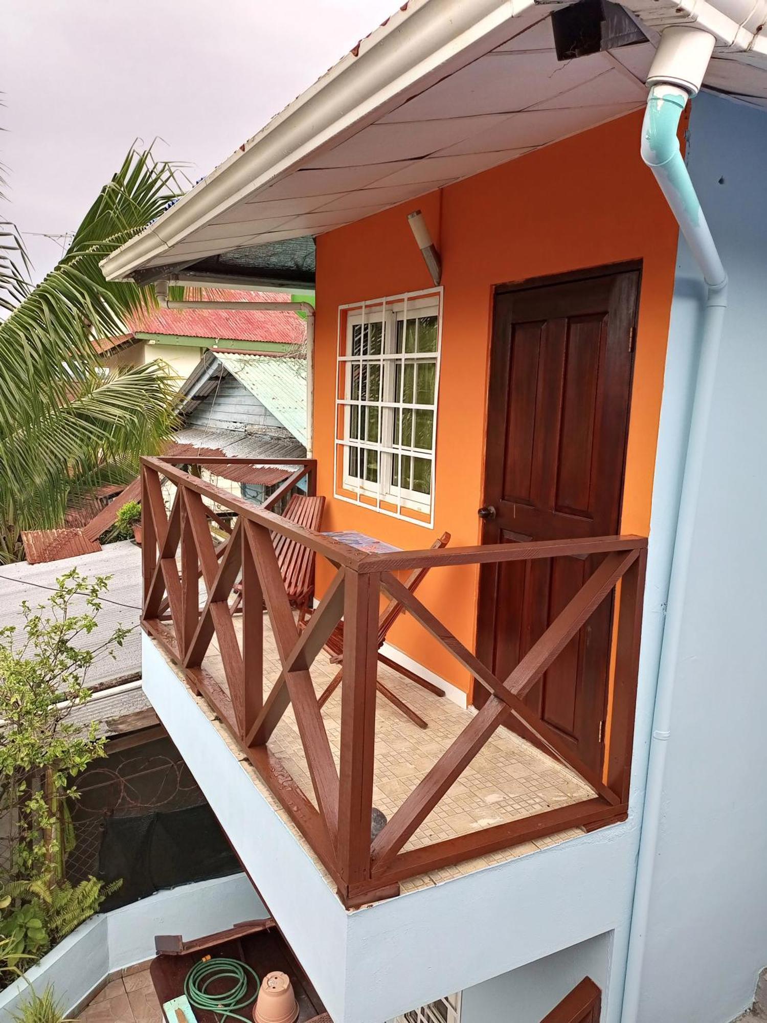 Hostel Surfari Bocas Bocas del Toro
